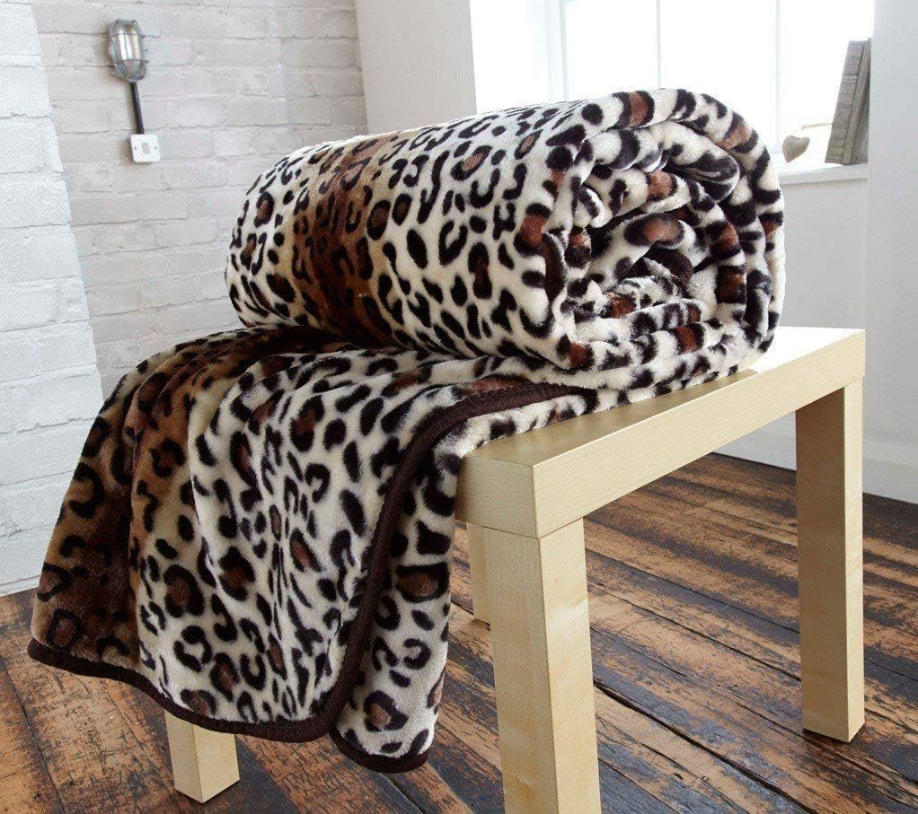 Blanket Faux Fur Throw Small Blanket Extra Soft & Warm Blanket